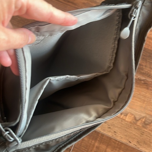 Lowepro StreamLine 250 Camera Shoulder Bag Multi-device Everyday Camera Bag - Picture 7 of 12